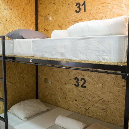 Aykibom Hostel ลิสบอน ภายนอก รูปภาพ